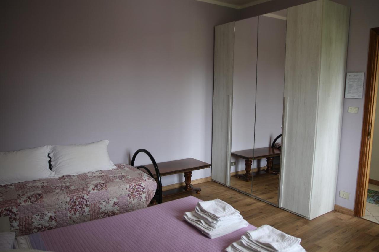 Bed And Breakfast Del Lago Авильяна Экстерьер фото
